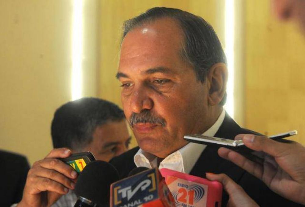 Oficialistas opinan que Alperovich se va por cansancio y porque termin� un ciclo