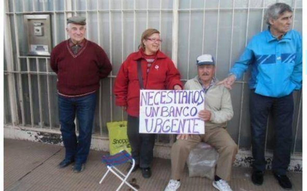 El reclamo por mejoras para el banco de Derqui llega al ombudsman de la Provincia