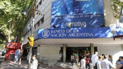 El d�lar "libre" pas� desapercibido en los bancos en Mendoza