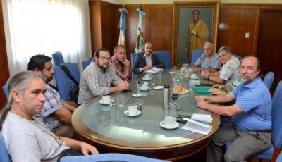Desarrollo dialog� con los gremios en el marco del �Pacto por la Ni�ez�