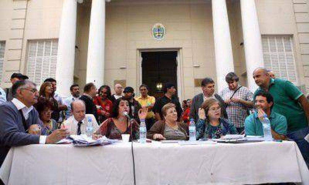 Tras la devaluaci�n, los gremios piden paritarias cada tres meses