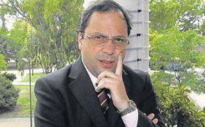 Giustozzi se lanza en la Primera como precandidato a Gobernador