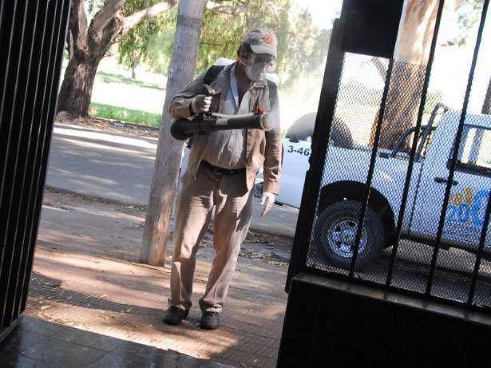 Comienzan las fumigaciones contra insectos en San Luis 