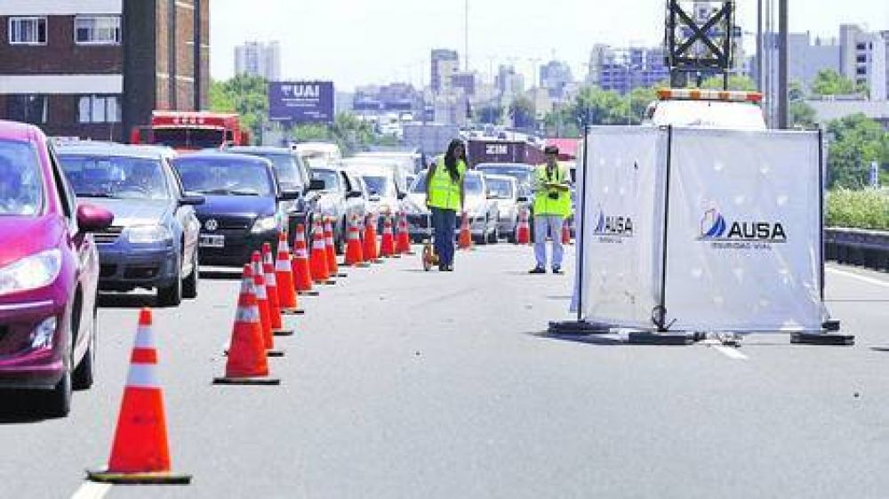 Un accidente dej� a miles de autos atrapados en la autopista