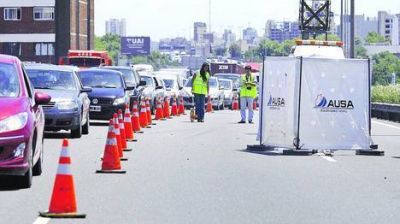 Un accidente dej� a miles de autos atrapados en la autopista