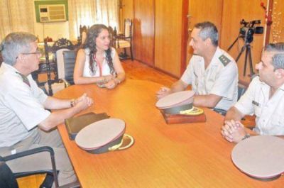 Ministra de Gobierno con jefes de Gendarmer�a articulan acciones contra el narcotr�fico