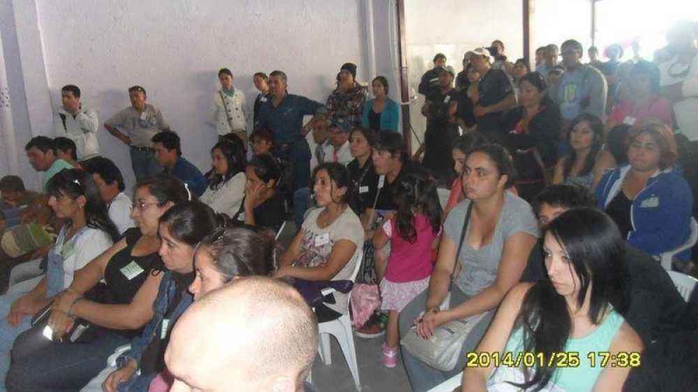Cooperativas pagaron un mill�n de pesos y merecen los servicios 