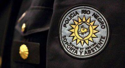 Polic�as sorprenden a dos j�venes y recuperan elementos robados 