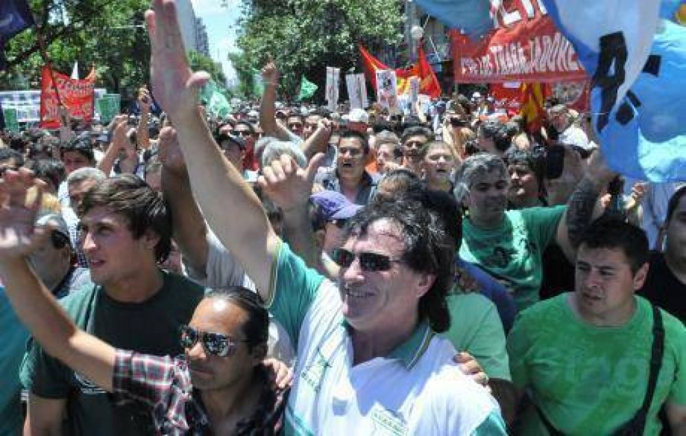 Denuncia de Sailln contra Camioneros