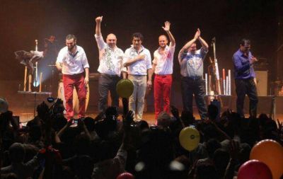 Cr�ticas de Los Tekis a Cosqu�n por el horario de su show