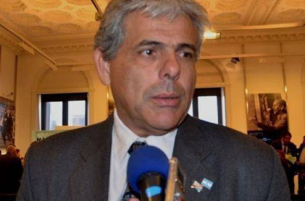 Ratifican la �prioridad� de brindar aumento salarial