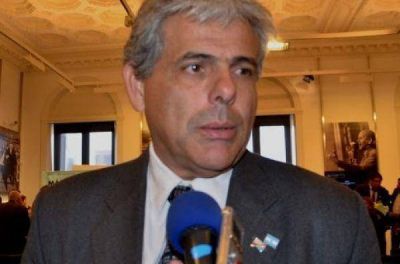 Ratifican la �prioridad� de brindar aumento salarial