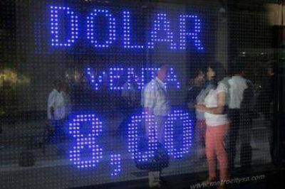 Proyectan una devaluaci�n del 55% en 2014