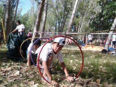 Juegos y diversi�n en las colonias de Zonda