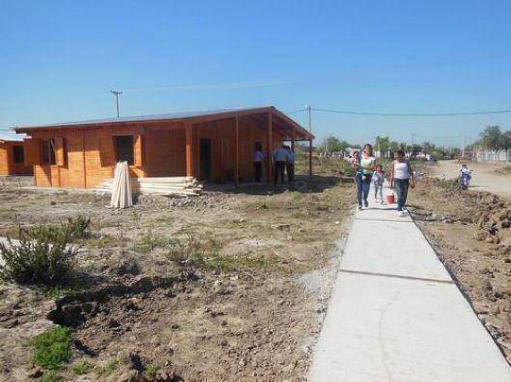 M�s de 15 mil vecinos de La Olla tendr�n beneficios en el barrio