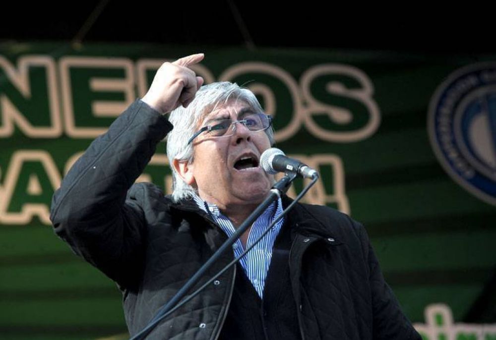 Moyano: "El gremio de Camioneros tiene plata ahorrada en d�lares"