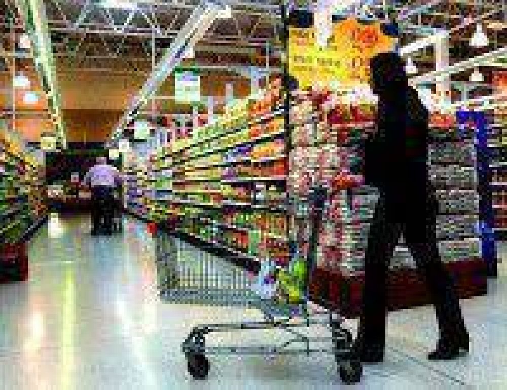 El Gobierno advirti� con "multas" y "clausura" para quienes violen el acuerdo de precios