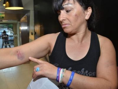 Una mujer denunci� que su familia fue atacada por la Polic�a 