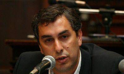 D�lar: el Gobierno y la UCR se pelean por el destino de las regal�as petroleras