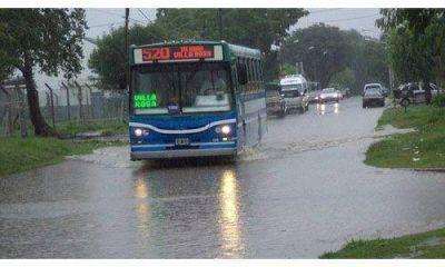 Calles inundadas e intransitables, la postal de cada tormenta