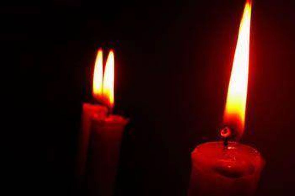 NO SOLO TE CORTAMOS EL AGUA AHORA TE CORTAMOS LA LUZ 