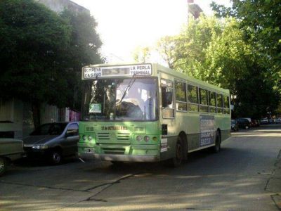 Patrullero acompa�ar� a micros de la 12 de Octubre para evitar hechos delictivos