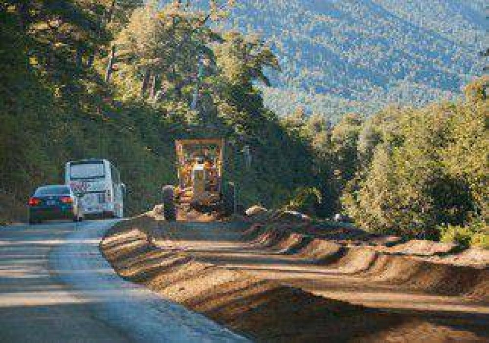 Sapag sali� a ratificar su plan de obras  