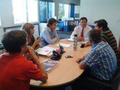 Monedero redujo comisi�n; MPN, satisfecho 