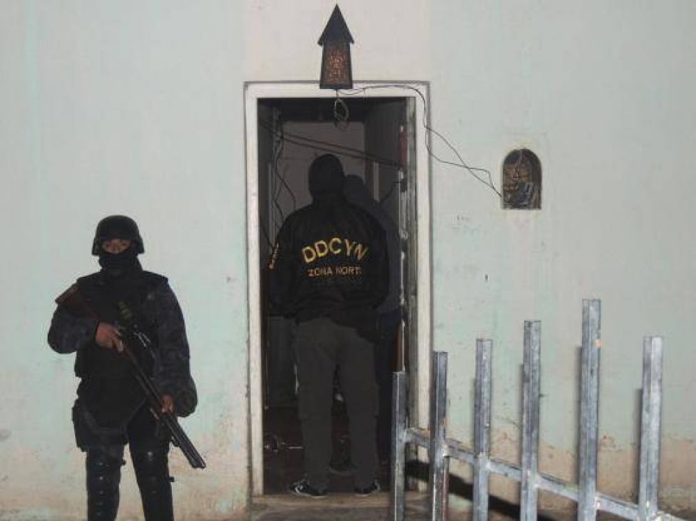 Cuatro detenidos tras allanamientos por droga 