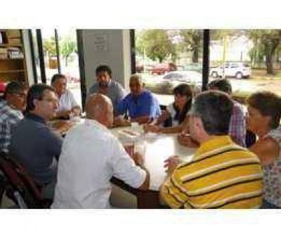 Reuni�n de representantes de turismo  