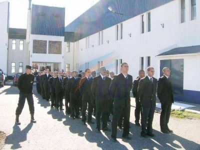 La Polic�a abri� las inscripciones para el a�o 2014 en las tres ciudades 