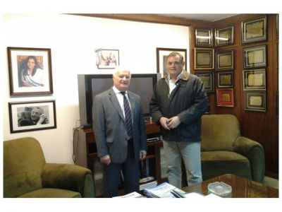 Quieren realizar en Paran� la apertura de sobres para el puente a Santa Fe