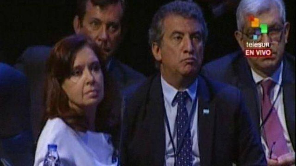 Urribarri m�s cerca de Cristina y para toda latinoam�rica	 