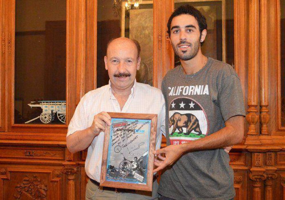 Reconocimiento al intendente Jos� Inza