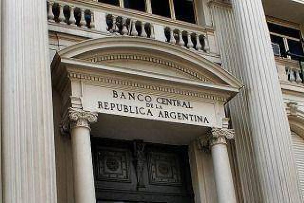 Las cajas de ahorro para la compra de d�lares no tendr�n comisi�n