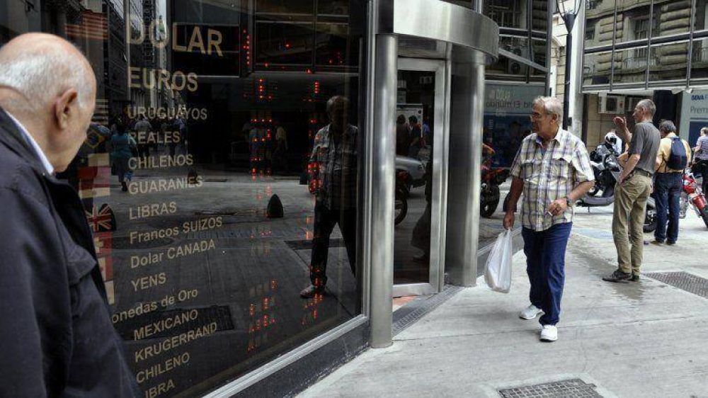 Amplia dispersi�n de precios del d�lar oficial en las ventas autorizadas para atesoramiento