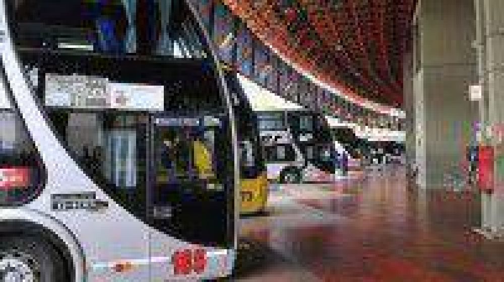 Confirman un paro de micros de larga distancia el 1, 2 y 3 de febrero