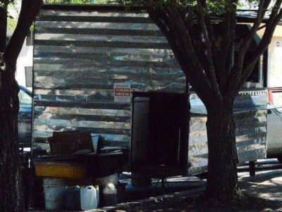Clausuraron el tradicional carrito panchero de Plaza San Mart�n