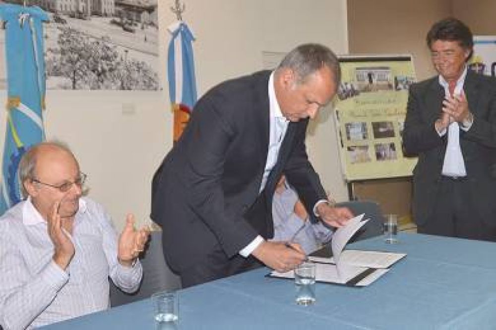 Desde el gobierno provincial se adelantar� un 20 por ciento de financiaci�n para obras p�blicas