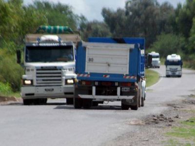 Ya comenz� el arreglo de la ruta que une Z�rate con Capilla