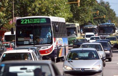 Defensores del Pueblo plantearon mejoras en el transporte