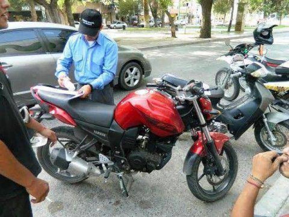 Todo mal con las motos en Neuqu�n