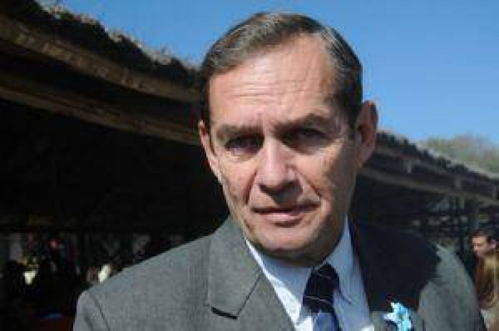 Casas Doering: �Nunca se estudi� si la ubicaci�n del puente era adecuada�