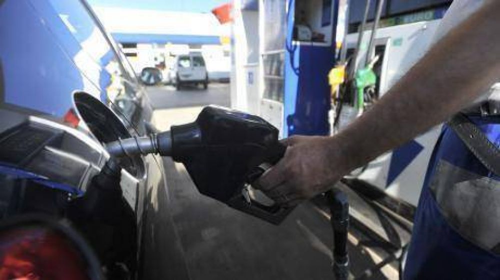Anticipo: Petroleras quieren subir las naftas un 20% el fin de semana