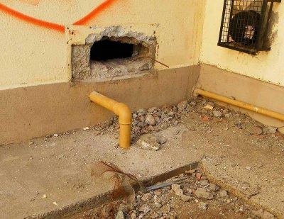 Cinco chicos apresados tras ingresar por un boquete a una escuela y provocar destrozos