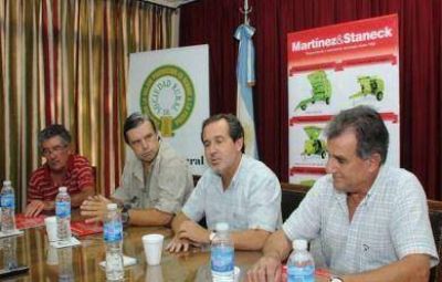 Mart�nez & Staneck conform� una alianza estrat�gica con la Sociedad Rural y la Cooperativa Agropecuaria