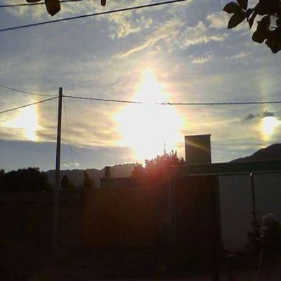 La aparici�n en el cielo se denomina �falsos soles� y es un fen�meno clim�tico