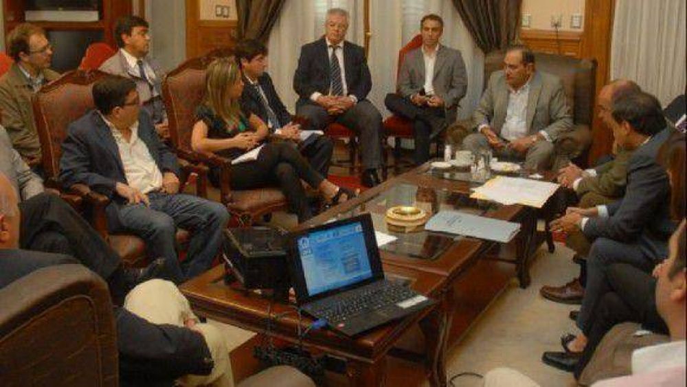Digitalizar�n archivos y profesionalizar�n a empleados