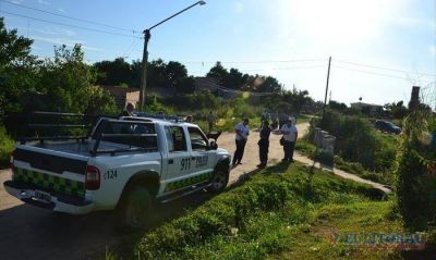 En violento asalto, un remisero mat� a un delincuente que intent� ahorcarlo