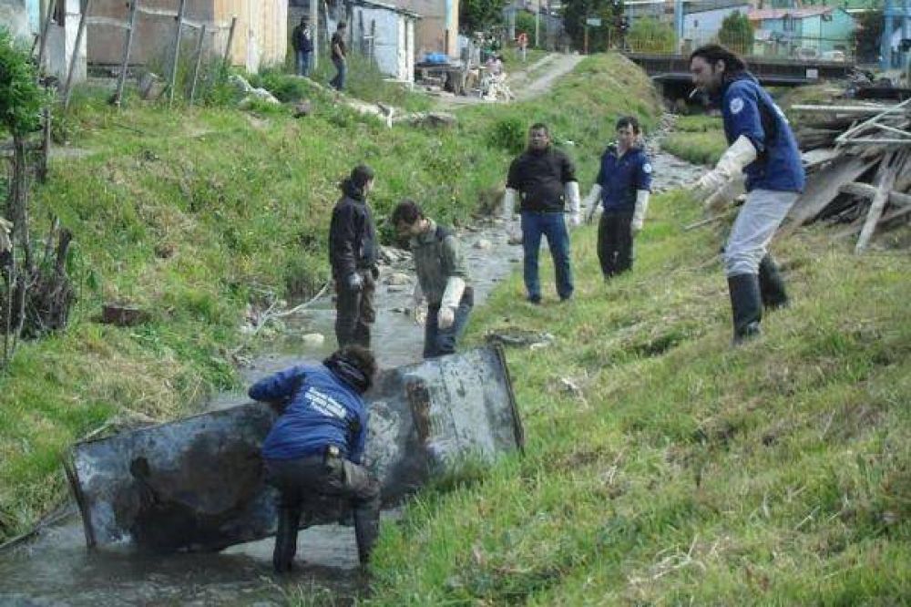 Saneamiento en Ushuaia: Realizar�n nueva limpieza en el Arroyo Buena Esperanza